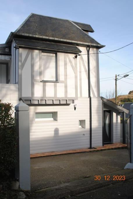 Villa A L Abri Des Embruns Dieppe Exterior foto